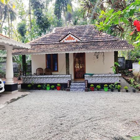 Kailasam Home Stay Mundrothuruth Exterior photo