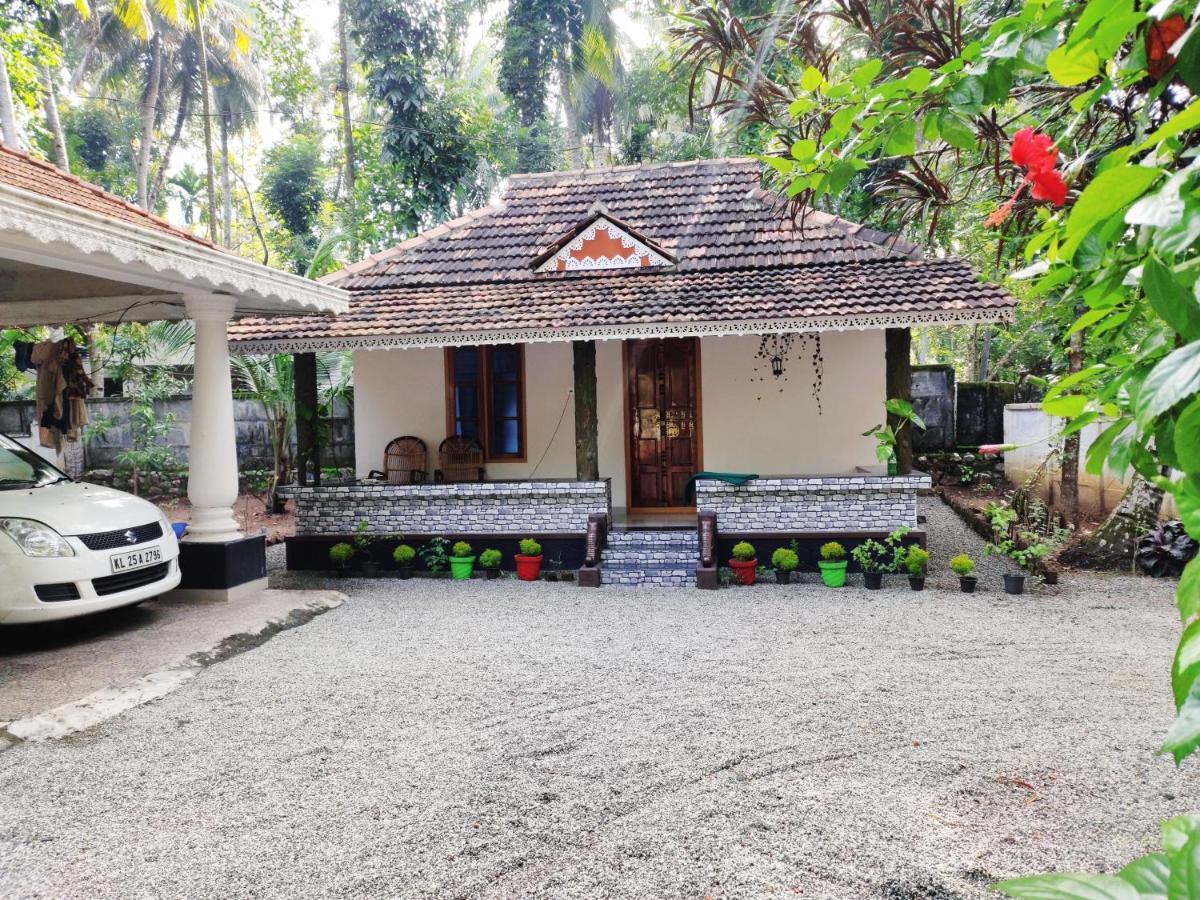 Kailasam Home Stay Mundrothuruth Exterior photo
